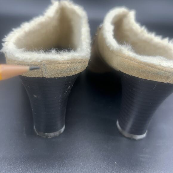 Aerosoles Cinch of Salt Womens 8.5M Tan Suede Faux Fur Slip-On Heeled Clog Mules - Picture 6 of 10